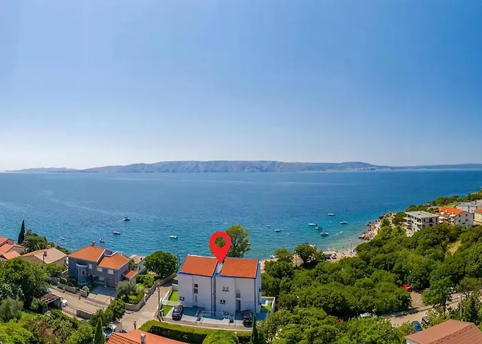 Searenity Pool - Seafront Apartmán